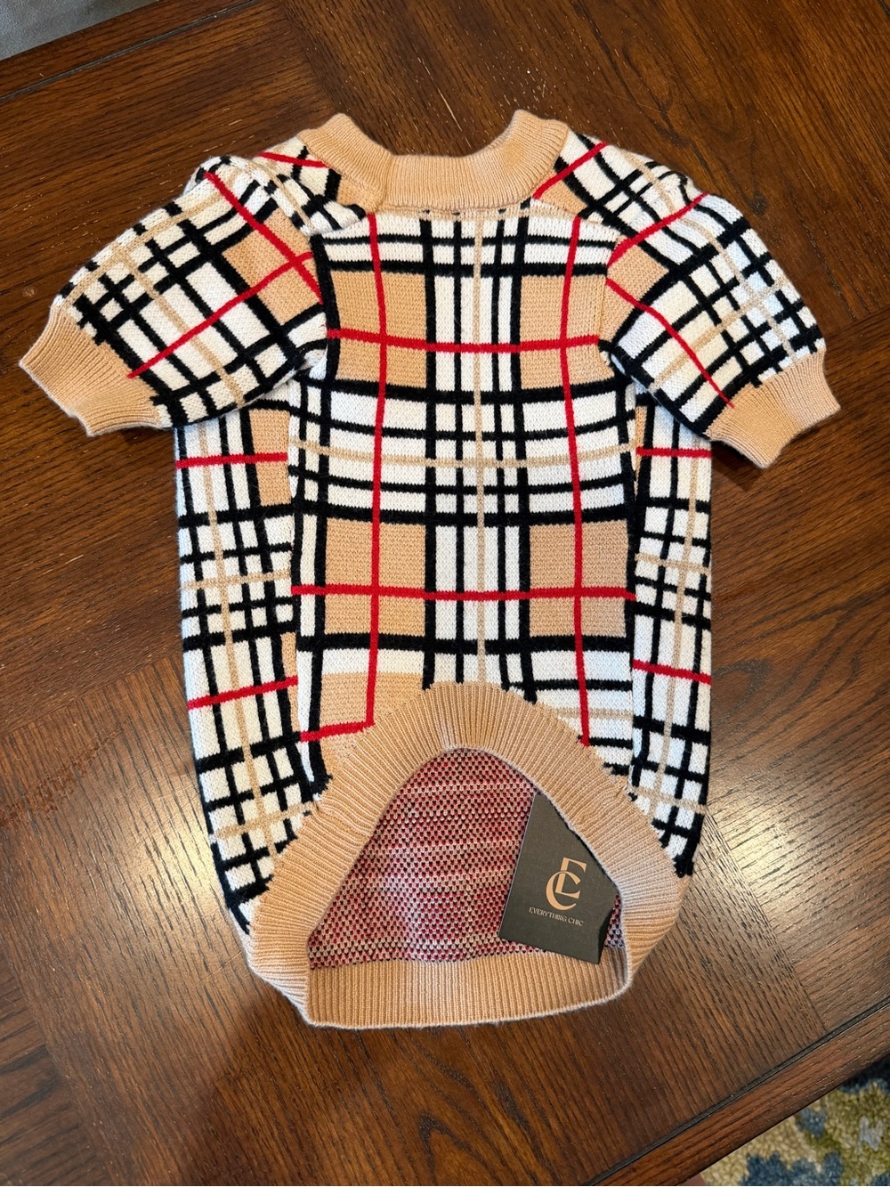 Burberry Style Plaid Knit Top in Beige and Black Dog Sweater